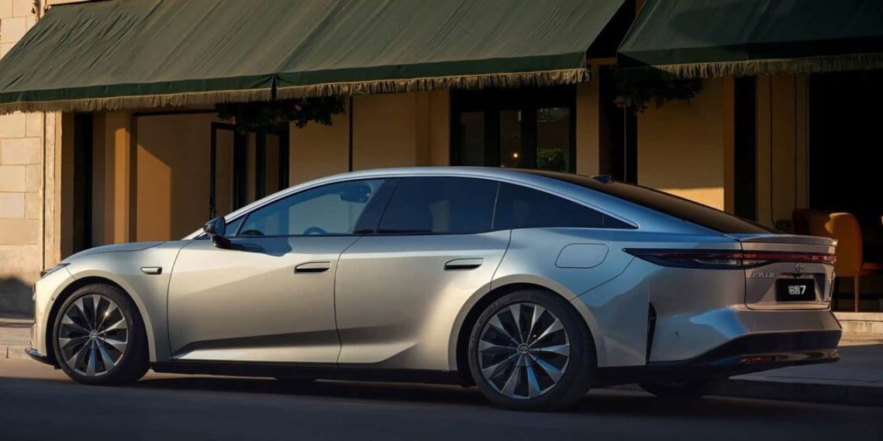 yeni bir toyota geliyor huawei ve xiaomi teknolojisiyle donatildi ni1DTN1O