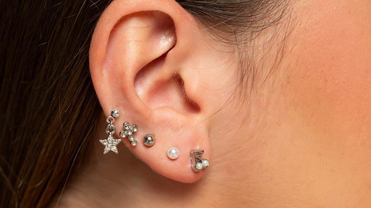 enfeksiyon ve isitme kaybi riski coklu piercing tehlikesi kulak memesini bile yirtiyor hkaTEI1e.jpg