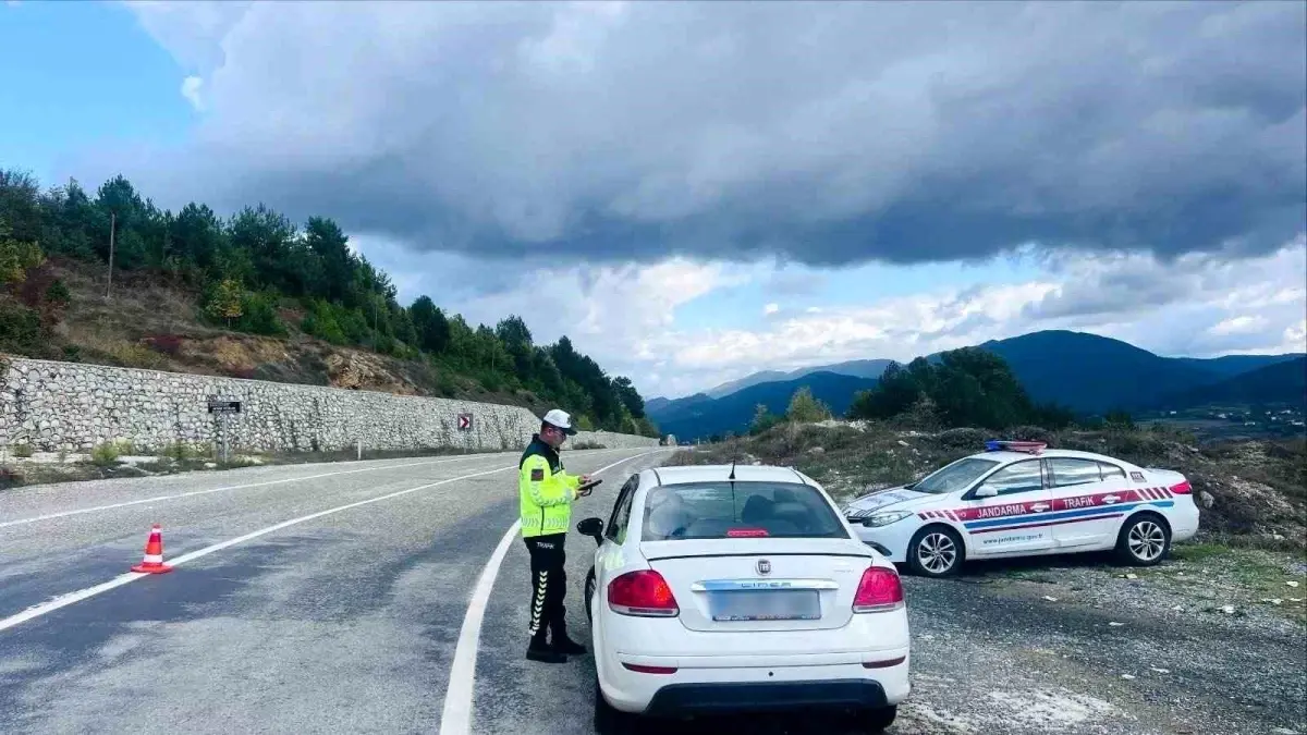 zonguldakta guvenlik operasyonlari cok sayida gozalti ve uyusturucu ele gecirildi bKF8JBK2.jpg