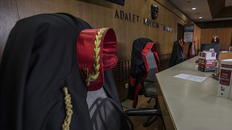 1000 hakim ve savci yardimcisi alimi basvurulari 2025 adalet bakanligi sinavlari basvurulari basladi mi nereden yapilir sartlari neler JPSHeXFV.jpg