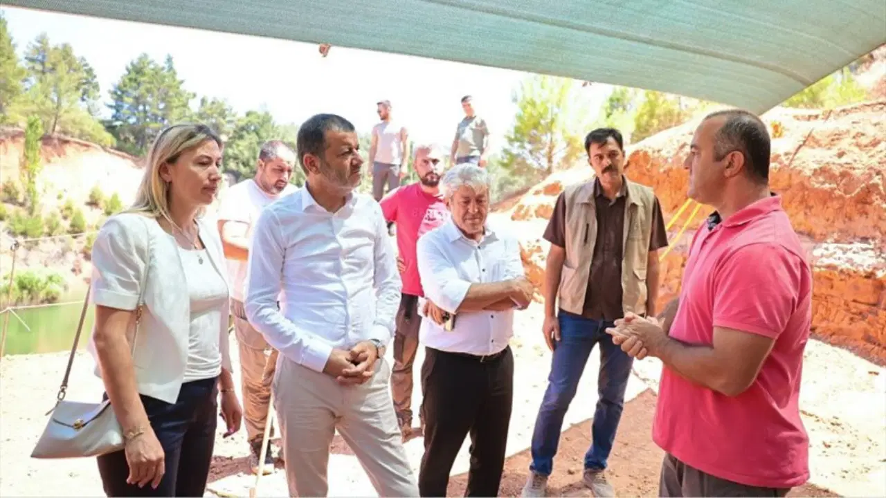 Başkan Çavuşoğlu: Denizli’nin milyonlarca yıllık hafızasına sahip çıkıyoruz Baskan cavusoglu denizlinin milyonlarca yillik hafizasina sahip cikiyoruz hqV5ij3b