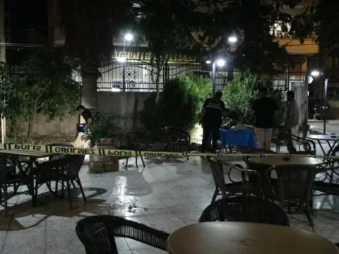 Erkek dehseti esini cay bahcesinde silahla agir yaraladi fFhMQnwe