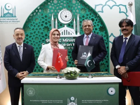 Pakistan ile sosyal hizmetler alaninda mutabakat imzalandi EabglYIT