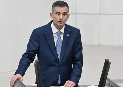 AKP’ye geçeceği konuşuluyordu: Ümit Dikbayır’dan açıklama geldi Haber gorseli